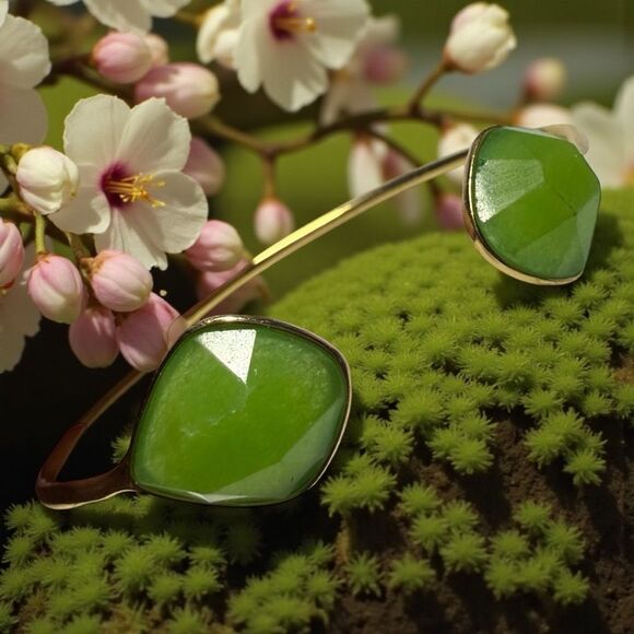 Stella & Dot Green Serenity Stone Cuff Bracelet Gold Tone Adjustable - Picture 9 of 9